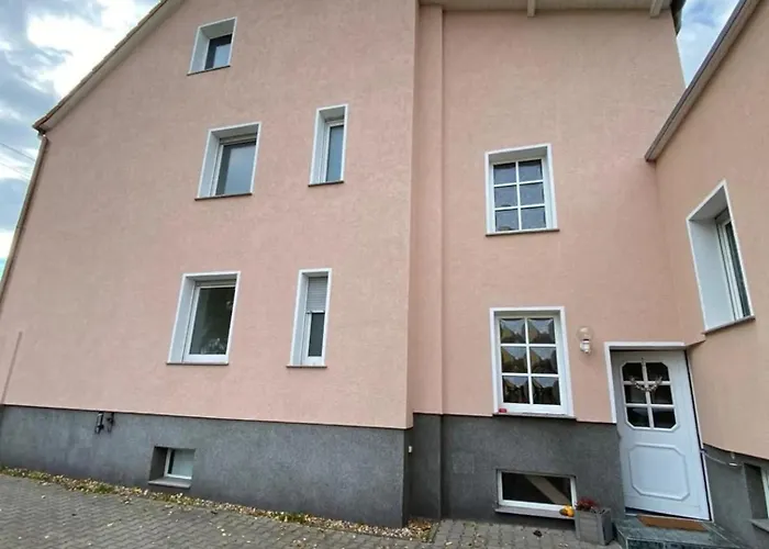 Schoene Dachgeschosswohnung Magdeburgo